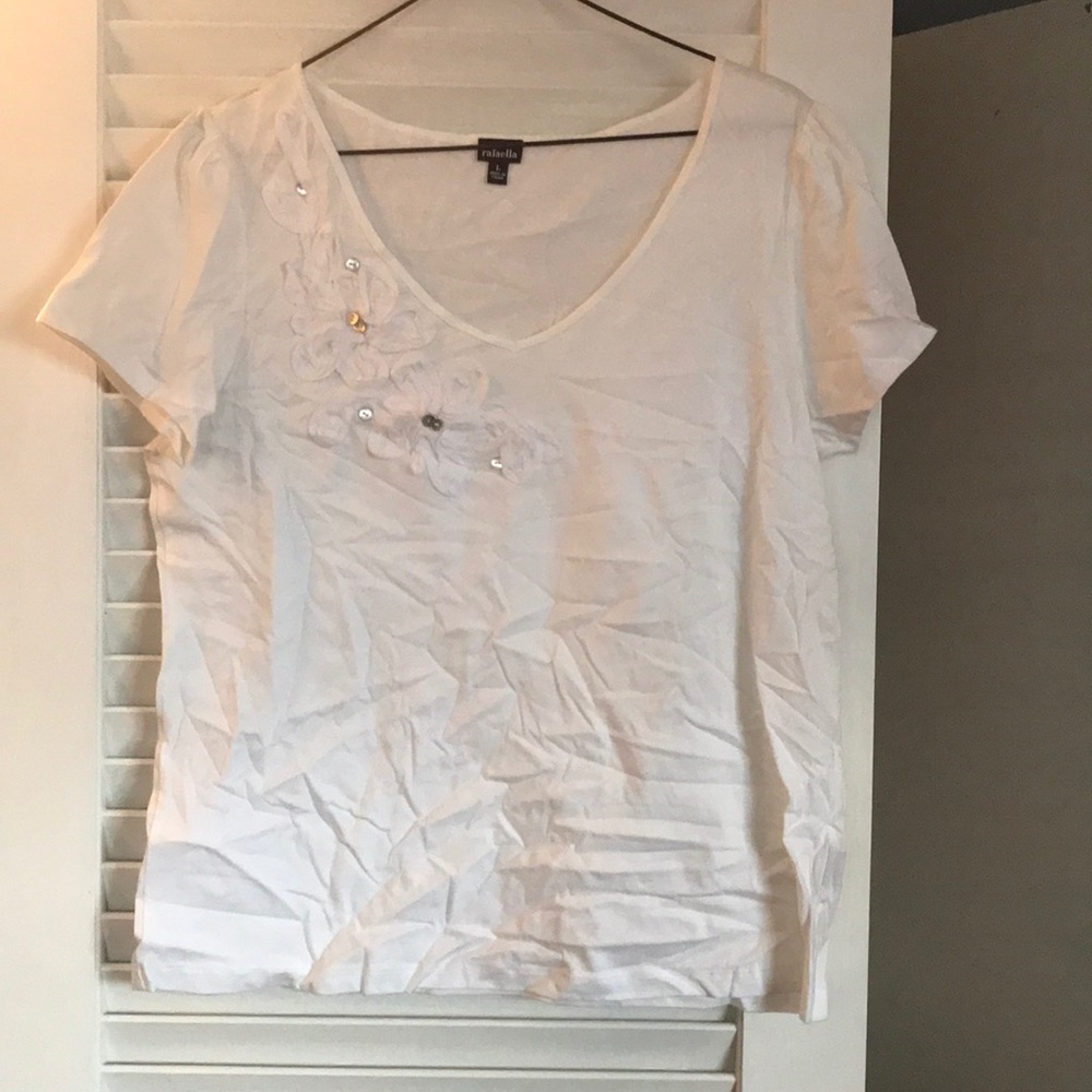 Tee shirt